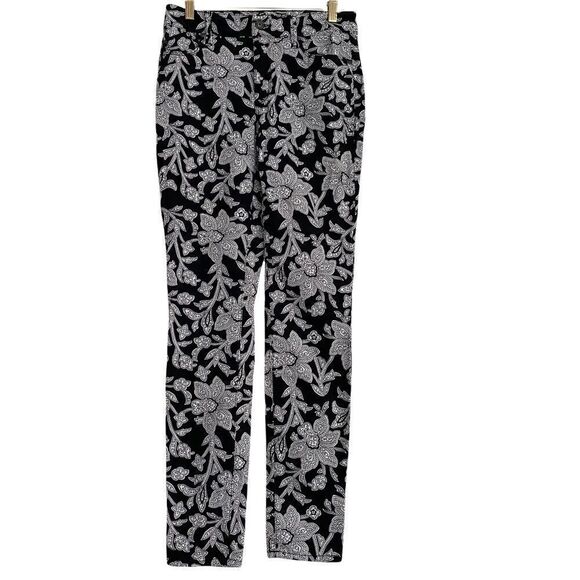 Chicos Jeggings  Black + White Boho Floral Pattern Size 0 Petite - Picture 1 of 7